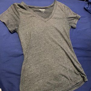 Plain V-neck Top